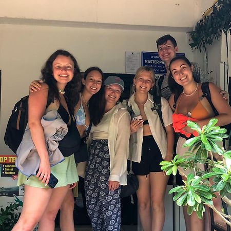 Sweed Dee Hostel Kepulauan Phi Phi Bagian luar foto