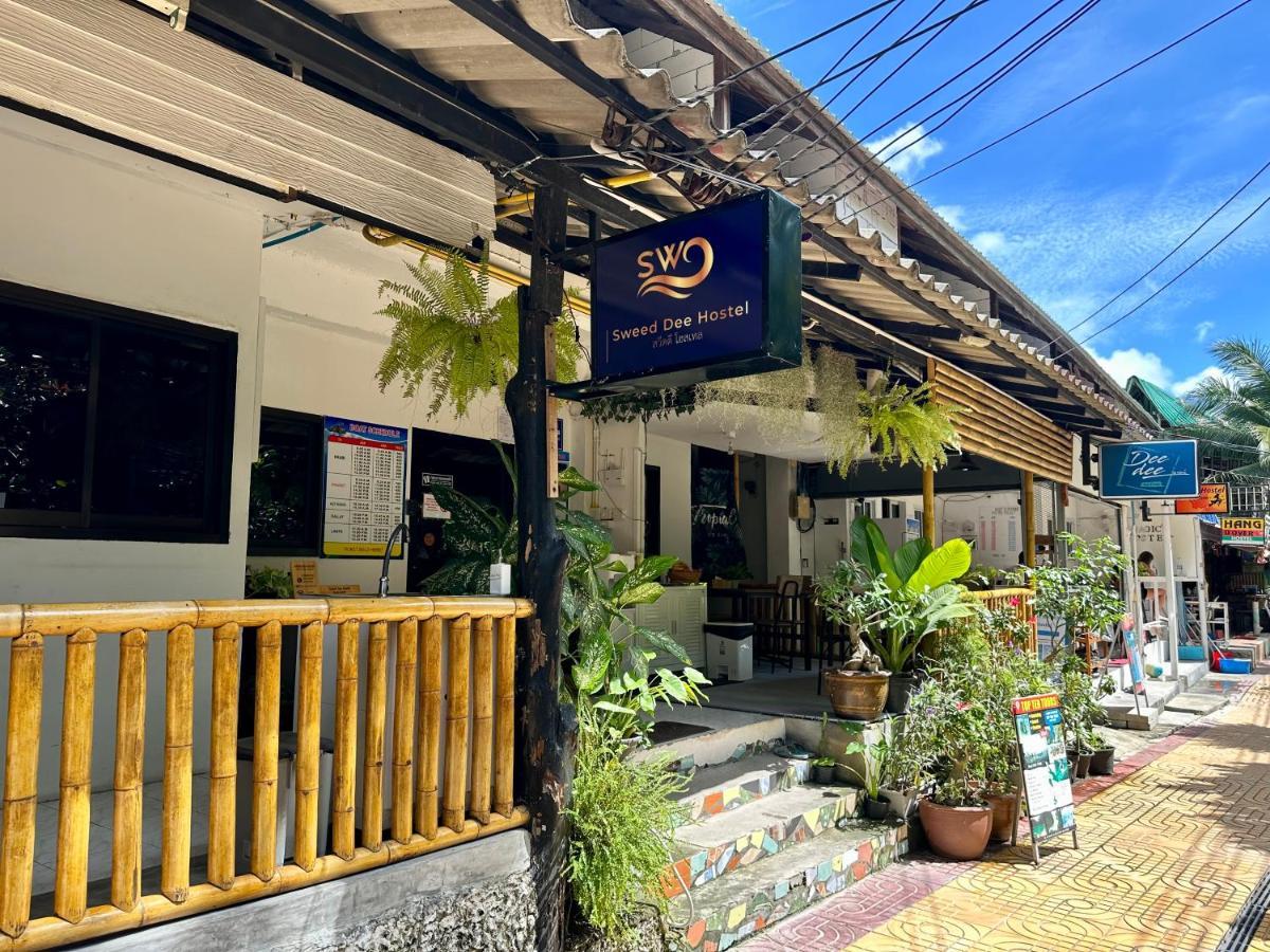 Sweed Dee Hostel Kepulauan Phi Phi Bagian luar foto